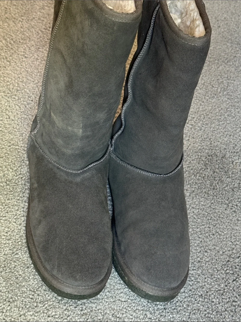 Alpine Design Tall Boots Gray Leather w/Cream Faux Sherpa Lining. Women Size 7